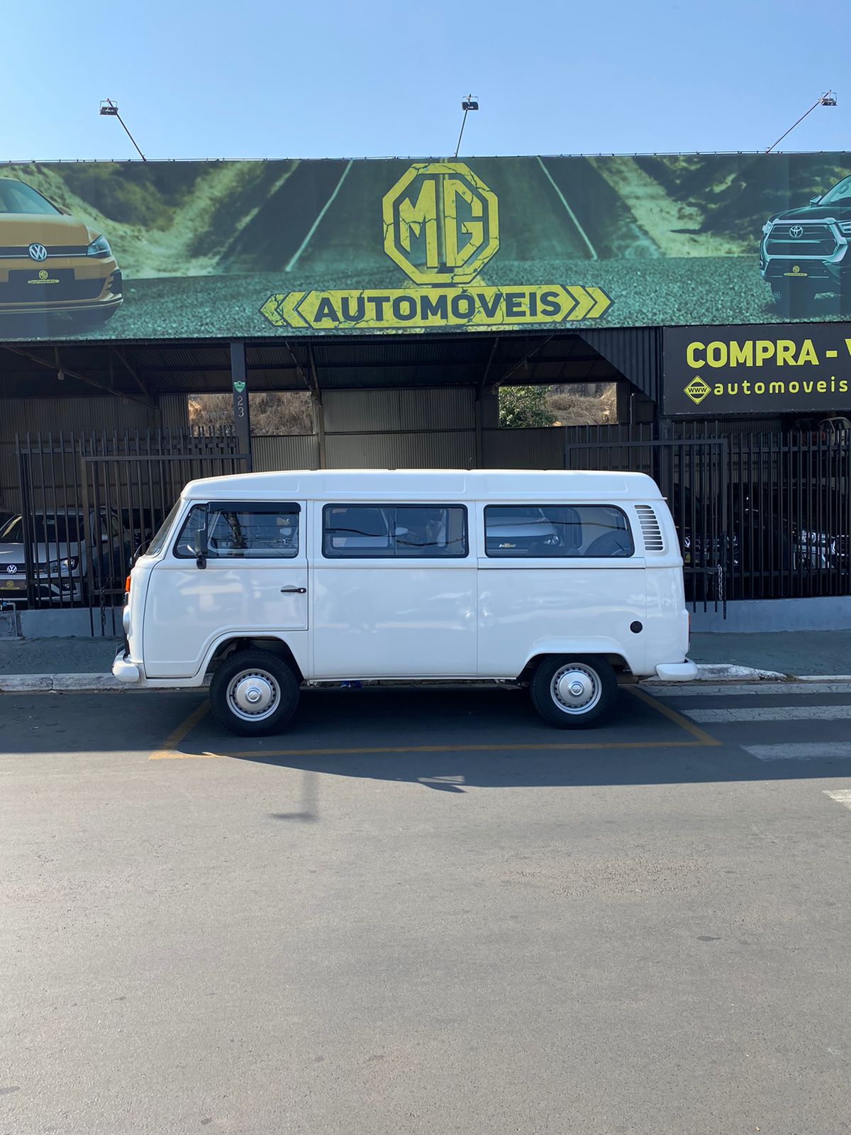 KOMBI 2014 ÚNICO DONO (RARIDADE)