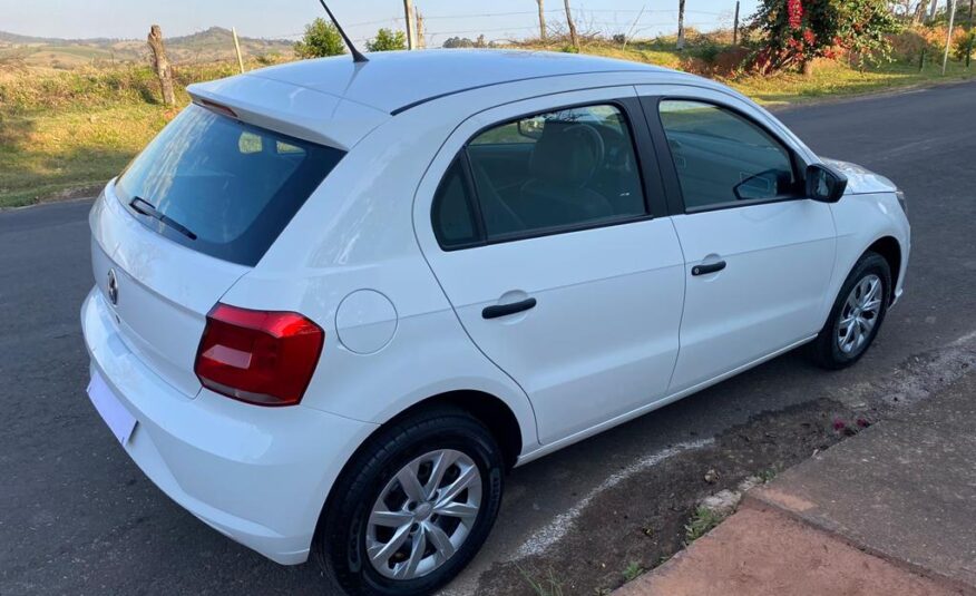 GOL 1.0 G8 2010