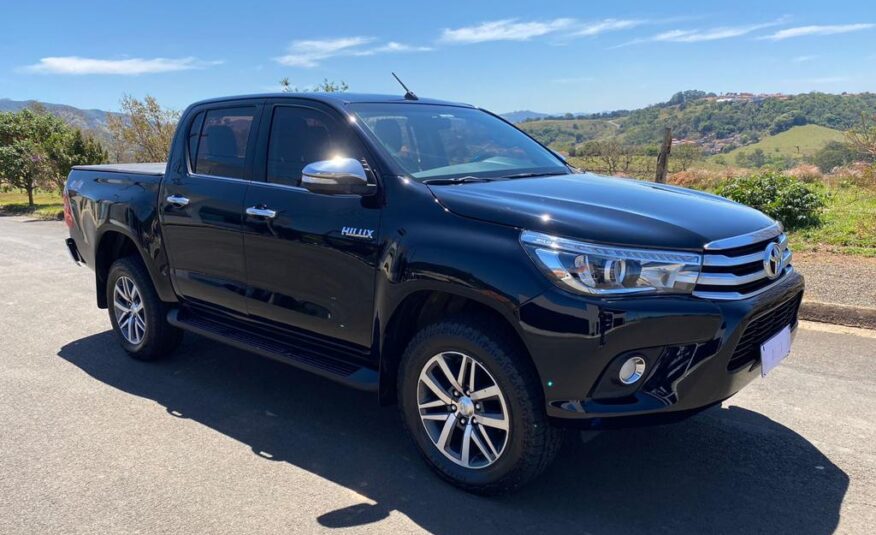 HILUX SRX 2017 DIESEL AUTOMÁTICO