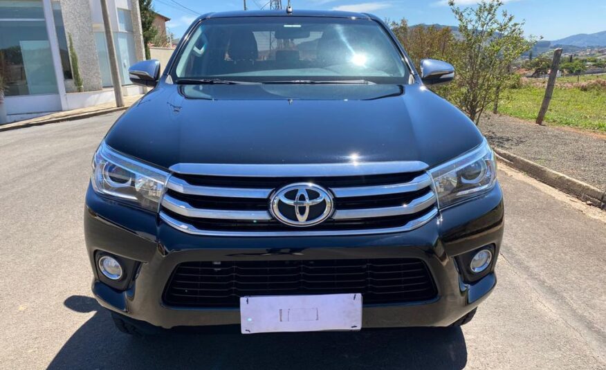 HILUX SRX 2017 DIESEL AUTOMÁTICO