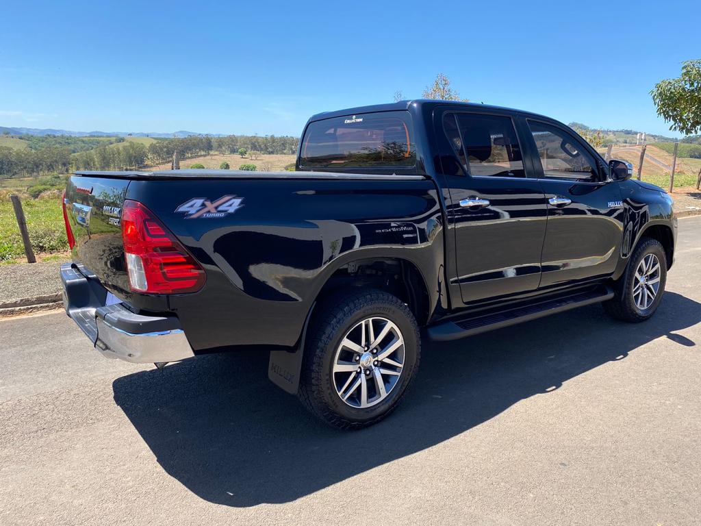 HILUX SRX 2017 DIESEL AUTOMÁTICO