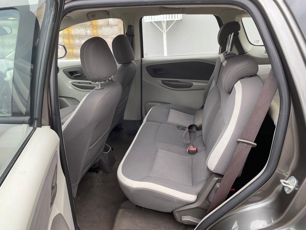 SPIN LT 1.8 AUTOMÁTICA 2014