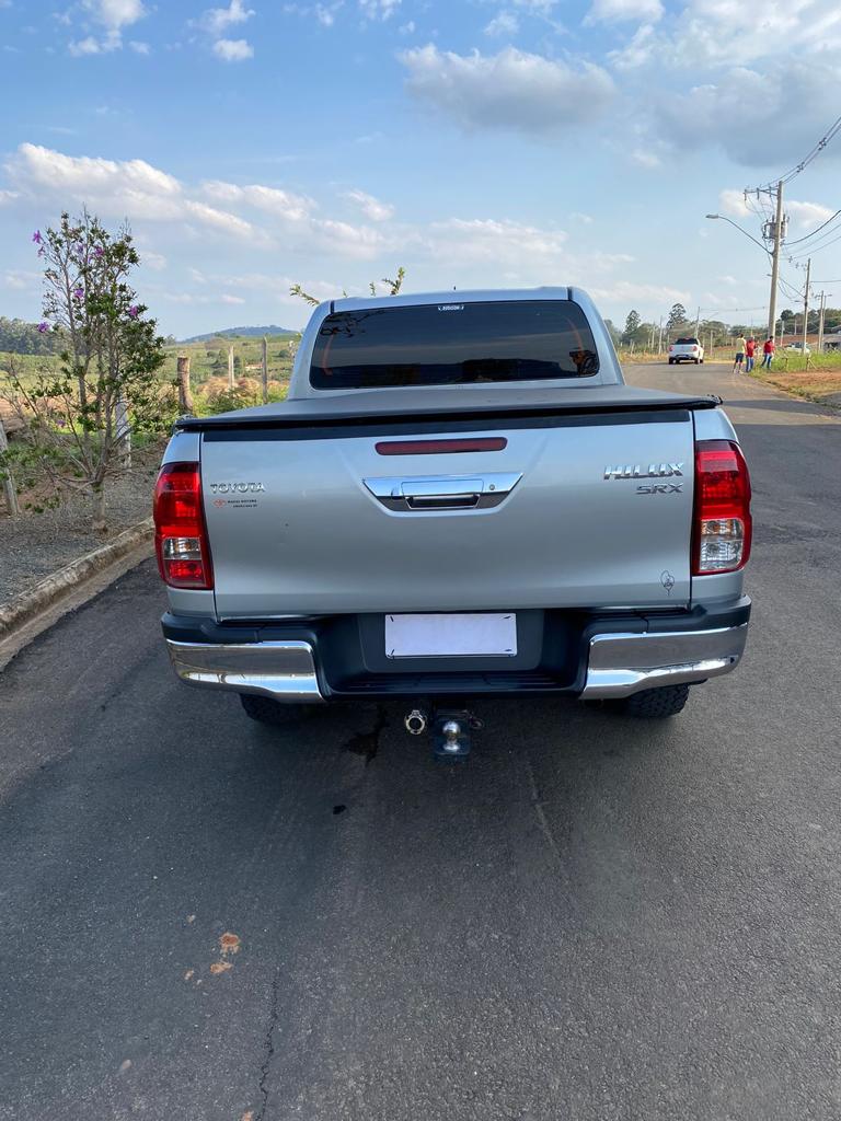HILUX SRX 2017 DIESEL AUTOMÁTICO