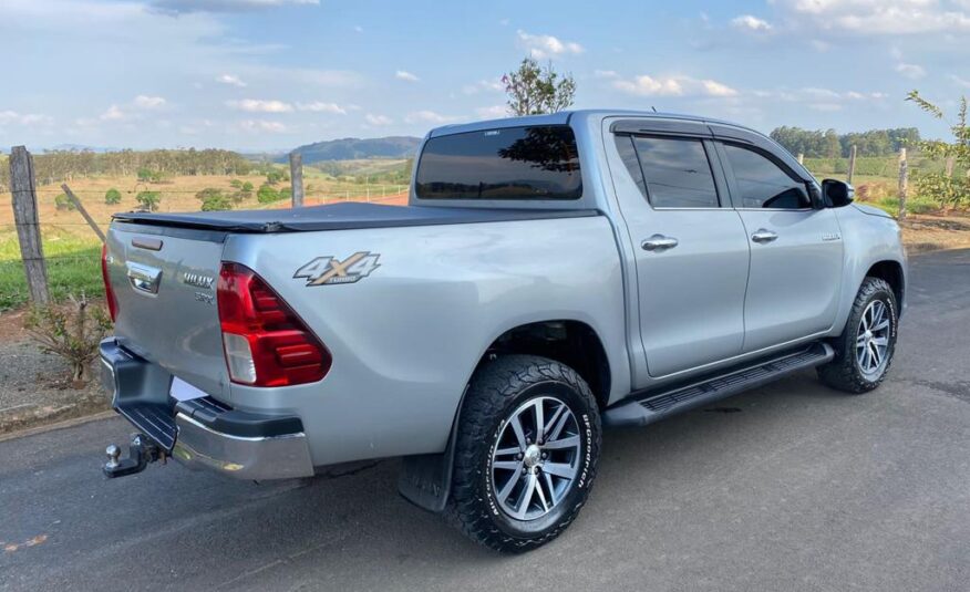 HILUX SRX 2017 DIESEL AUTOMÁTICO