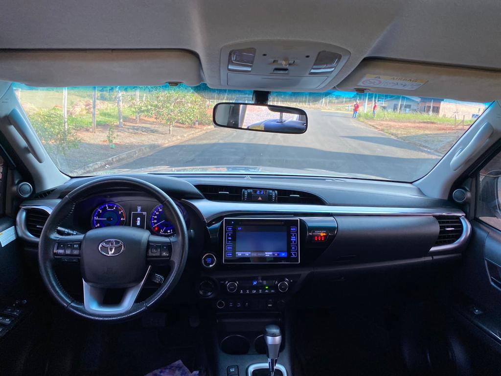 HILUX SRX 2017 DIESEL AUTOMÁTICO